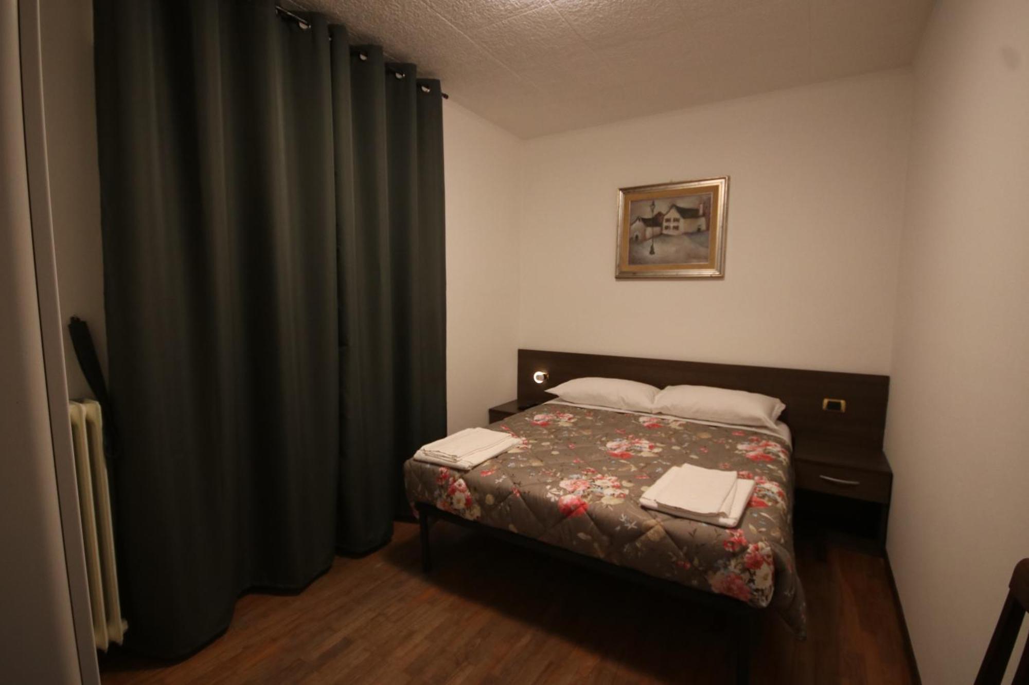 B&B Casa Wanda Since 1999 Riva del Garda Habitación foto