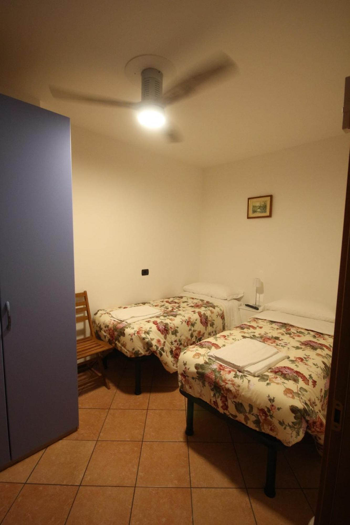 B&B Casa Wanda Since 1999 Riva del Garda Habitación foto